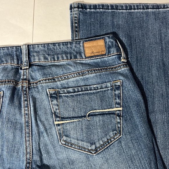 Forever 21 super flare denim jeans distressed low rise Y2K sz 28 light wash - Picture 5 of 10